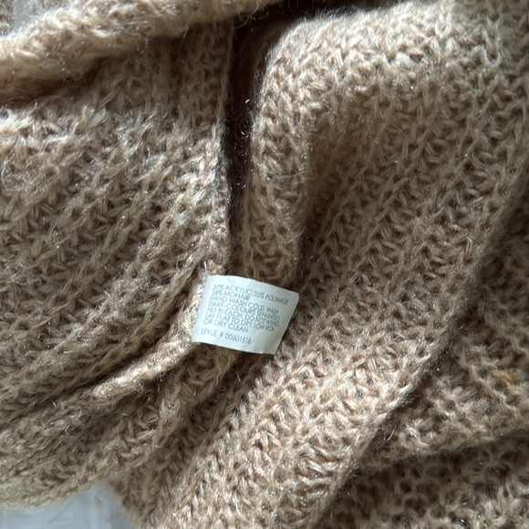 Club Monaco Mohair-blend Sweater - Picture 4 of 4